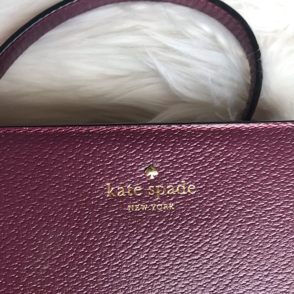 like new kate spade crossbody ✨ - Picture 2 of 8